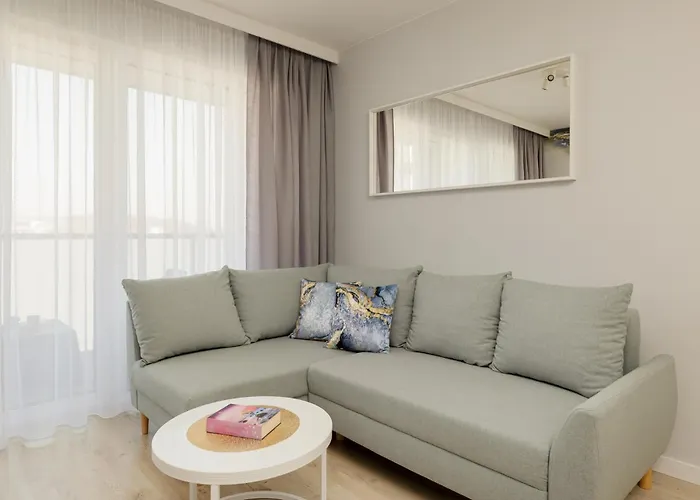 1 Pokojowy Szafir Kasprowicza